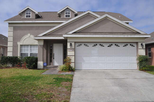 2 Story, 4/2.5 plus Bonus Room in Great Lo... - 2 Story, 4/2.5 plus Bonus Room in Great Lo... Casa