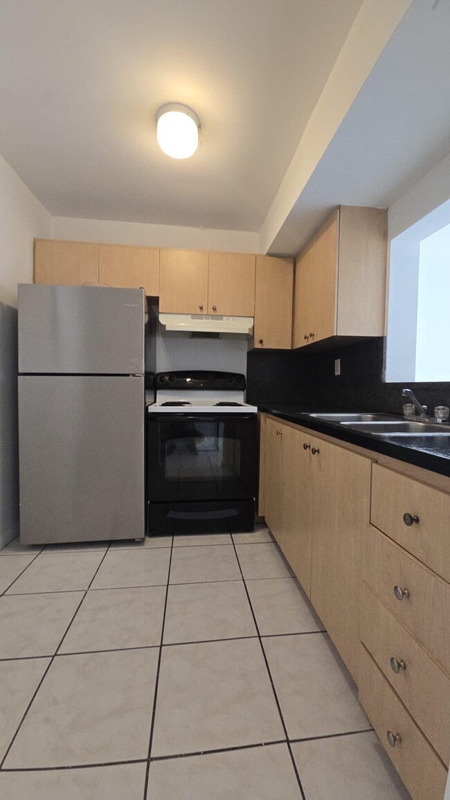 Photo - 3600 NW 21st St Unit 203