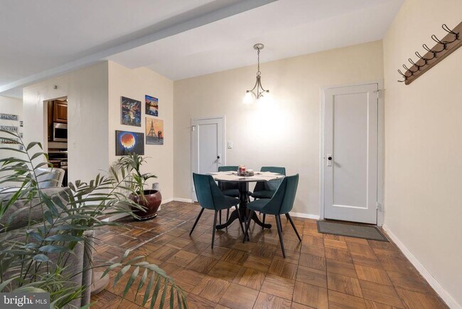 Photo - 3400 Gunston Rd