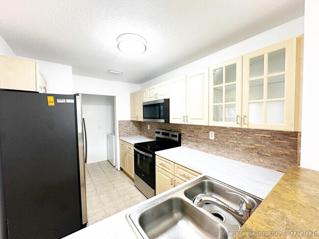 Building Photo - 614 SW 106th Ave Unit 1507