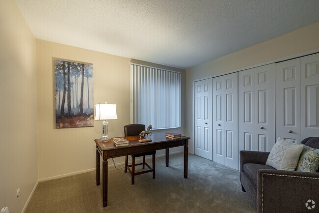 2BR, 1BA - 800SF - Second Bedroom