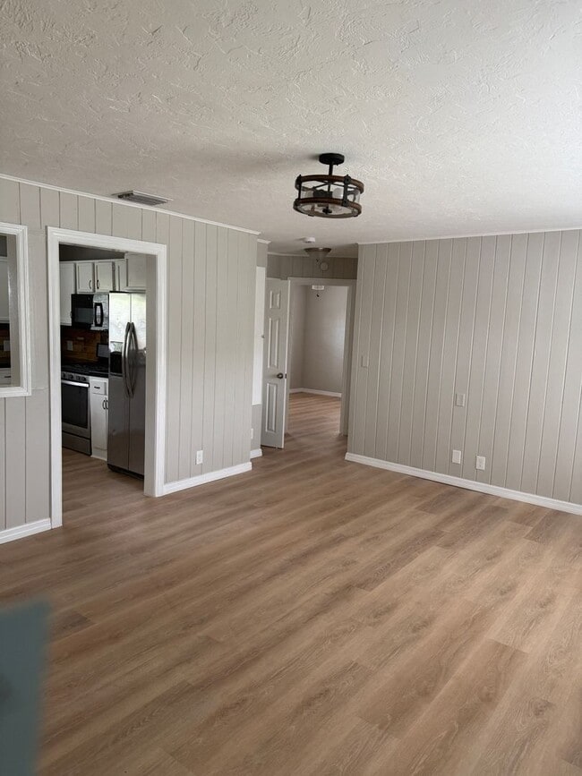 Photo - 1612 15th Ave W