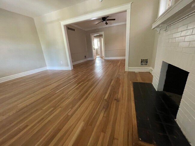 Photo - 5909 S Kingshighway Blvd Unidad 5909