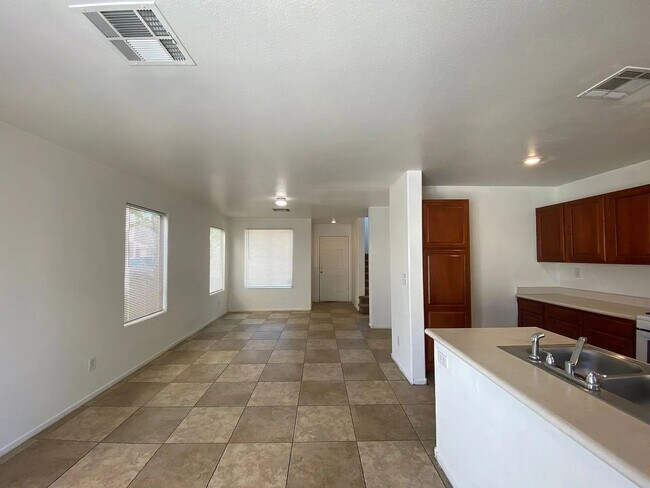 Photo - 6062 St Petersburg Dr