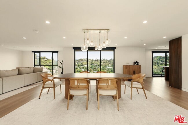 Photo - 2422 Apollo Dr