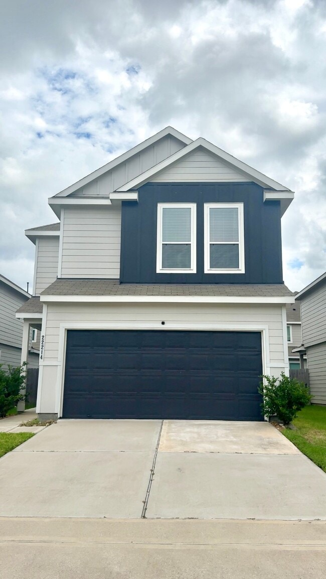 Building Photo - 22214 Sovereign Hts Ln. Rental