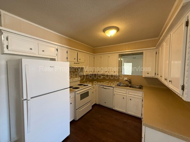 Photo - 7003 Geneva Ave