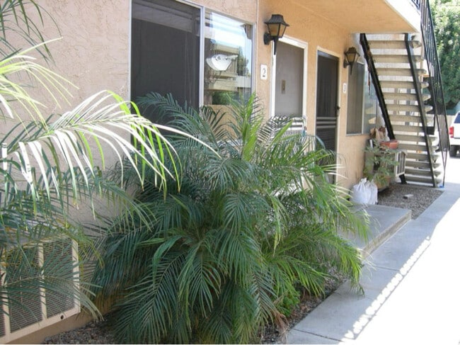 Building Photo - 3634 S Barcelona St Rental