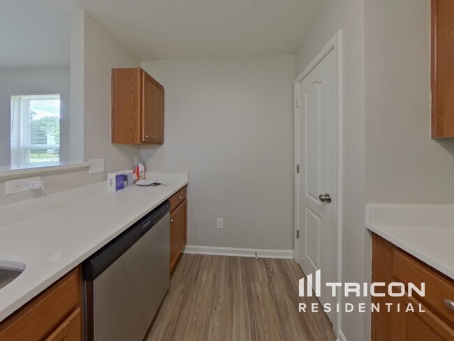 Photo - 564 Gentle Breeze Ln