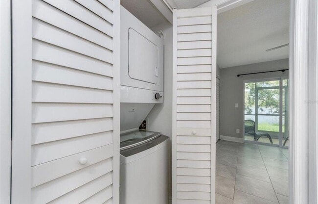 Photo - 7246 E Bank Dr