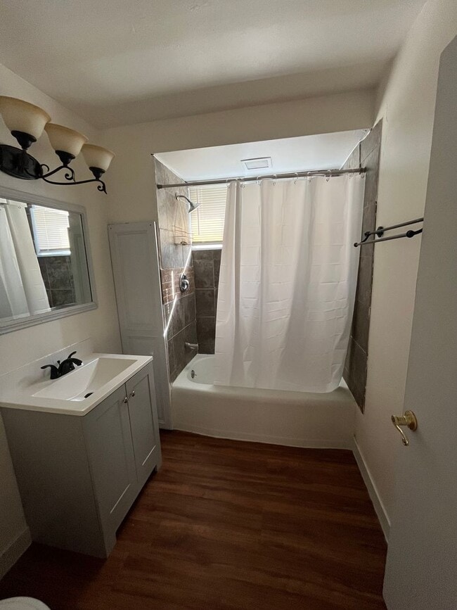 Photo - Modern 3BR/2BA Two-Level Unit in the Heart of the Lower East Side - FREE MOVING SERVICES WITH A S...