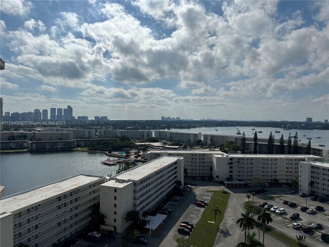 Photo - 18031 Biscayne Blvd Condo Unit 1604