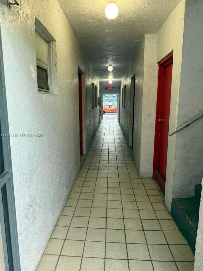 Building Photo - 4495 NW 9th St Unit 5