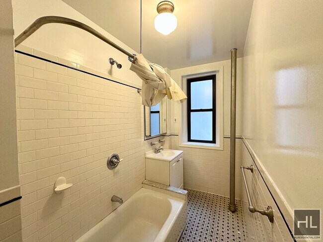 Photo - West 55th Street Unit 8A