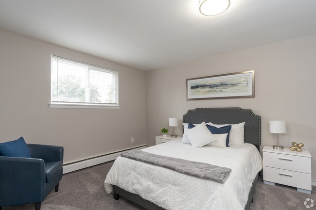 Photo - Highland Manor Apartments