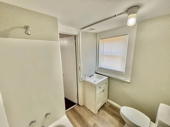 Photo - Portland Neighborhood - 3 Bedroom 1 Bath House