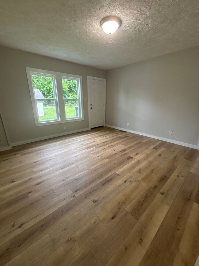 Photo - NEW LISTING