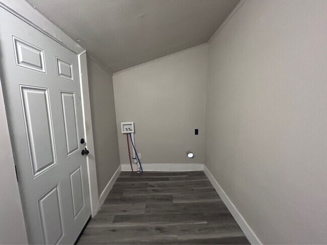 Photo - 1710 W 15th St