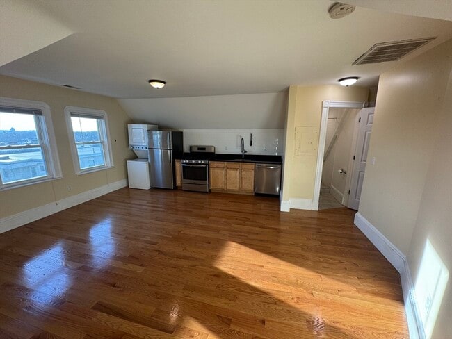 Photo - 50 Lowell St Unit 3