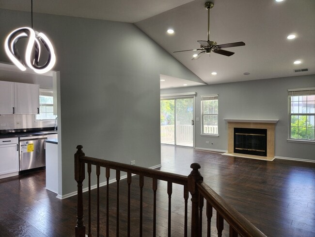 Photo - 1236 Churchill Ct