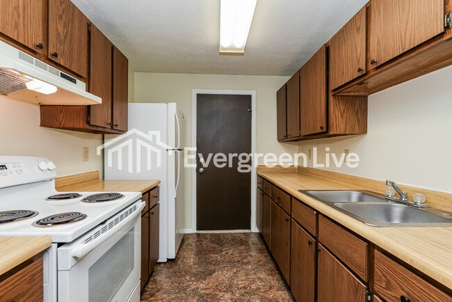 Photo - 8620 Baton Rouge Dr