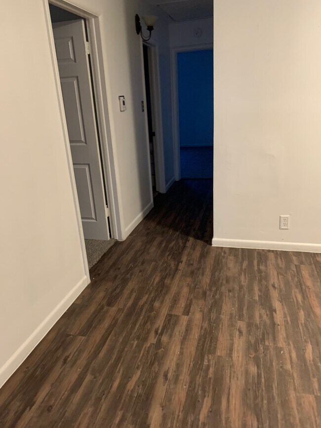 1041 E Main St Rental House Rental in Cushing, OK