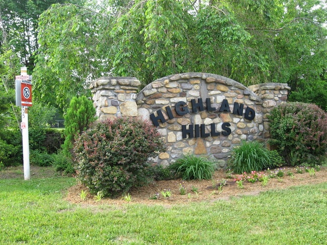 Building Photo - 307 Oak Grove Rd Rental