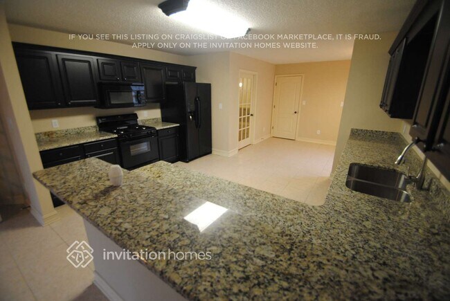 Photo - 418 Devonshire Dr