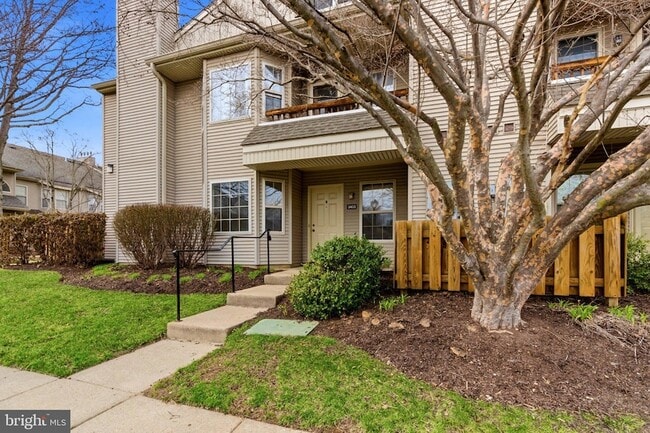 3403 Waltham Ct