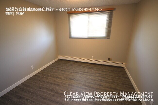 Photo - Recently Renovated 2-bedroom Condo in the Beautiful Taber Manor! ? Unité 301