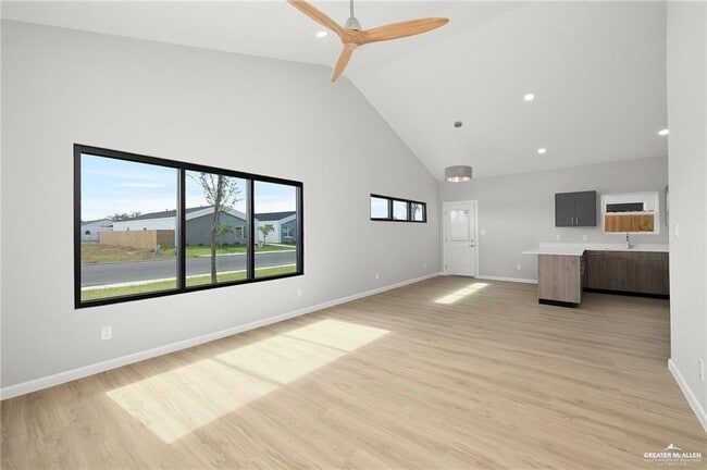 2700 Mockingbird Rd Unit 1