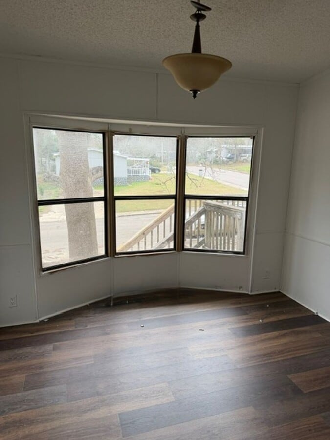 Photo - 1438 Tami Trail