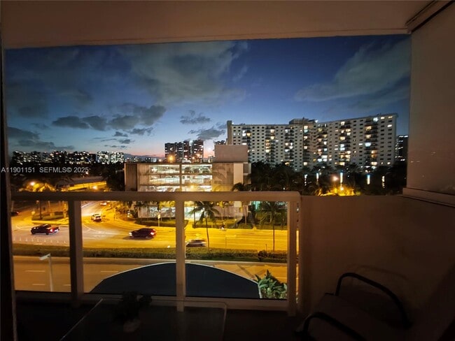 Photo - 19201 Collins Ave Unit 434