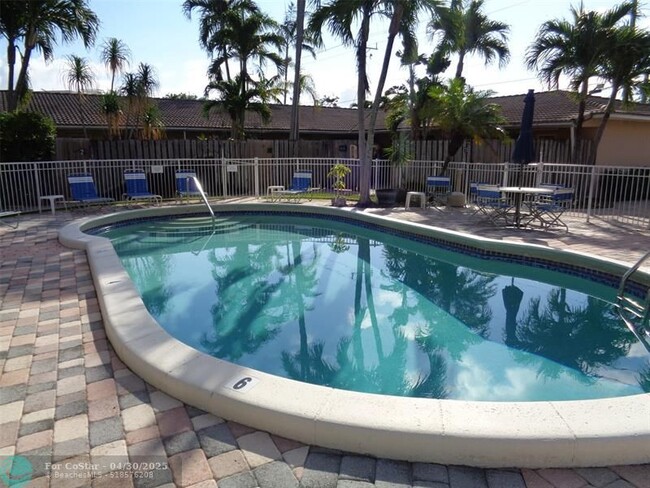 Photo - 736 NE 13th Ct Condo Unit 19