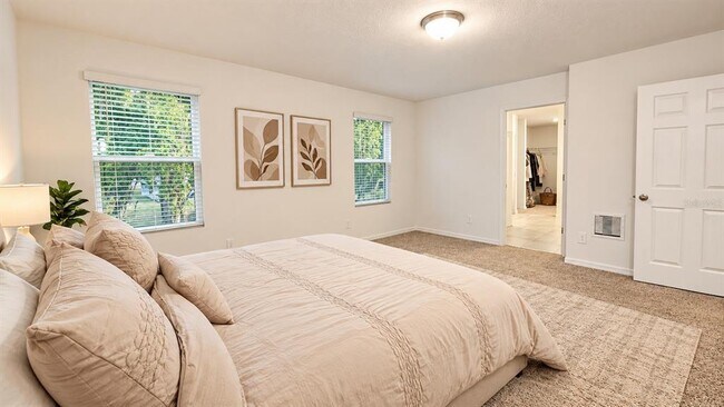 5190 Minneola Ln