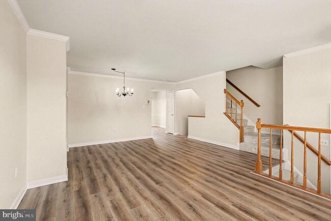 Photo - 203 Knollwood Ct