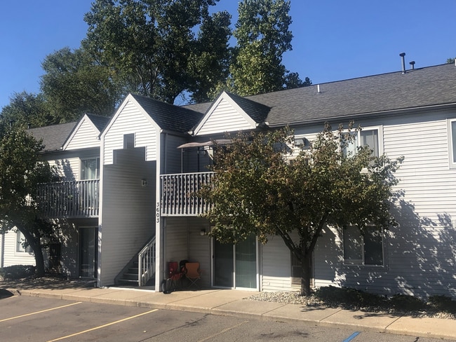 Greyberry Apartments Exterior