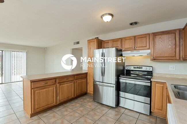 Photo - 3 Bedroom Pet-Friendly Home in Tucson, AZ ...