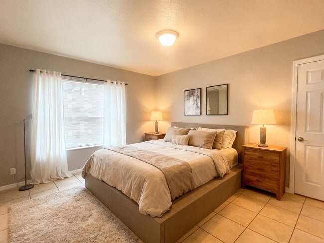 Photo - 1120 Harry Ave S