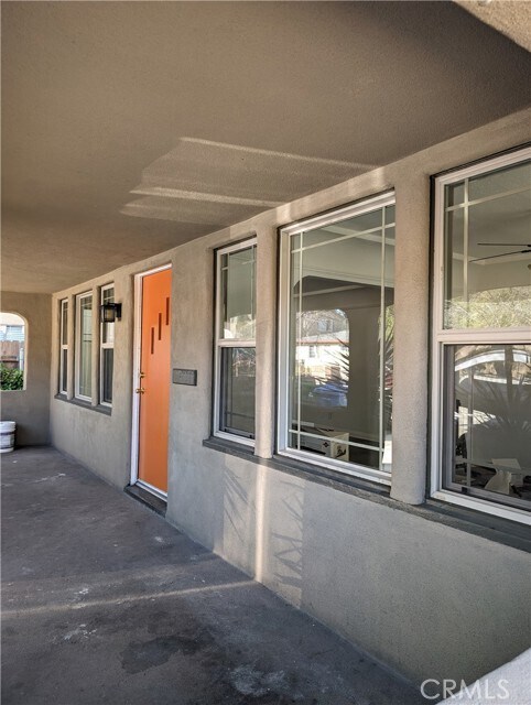 Photo - 4942 Navarro St