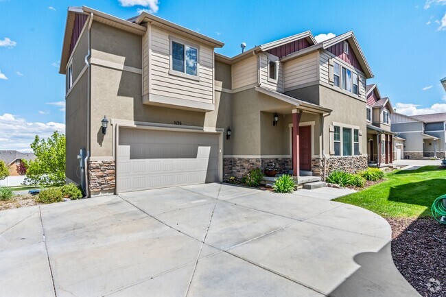 Building Photo - Herriman Townhome