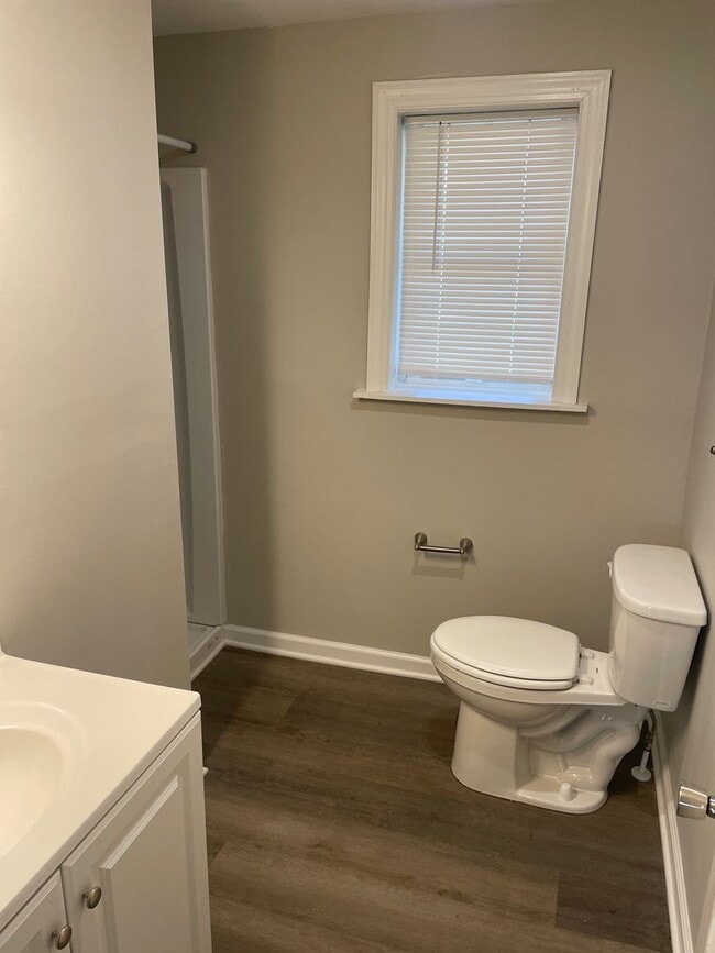 Photo - 203 Beechwood Cir