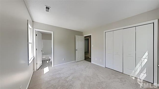 Photo - **Cozy Updated Bungalow near Downtown Durham**