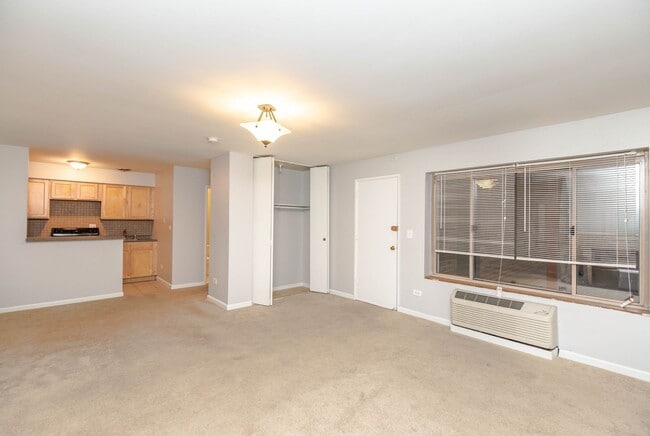 Photo - 744 W Gordon Terrace Unit 106