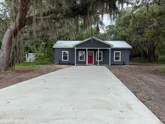 Building Photo - 656 Ridge Rd
