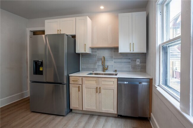 Photo - 1786 Clifford Ave Unit 1788