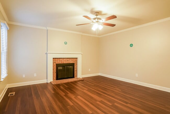 Photo - 4813 Draper Rd