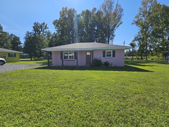 Building Photo - 2911 Dallas Cherryville Hwy Rental