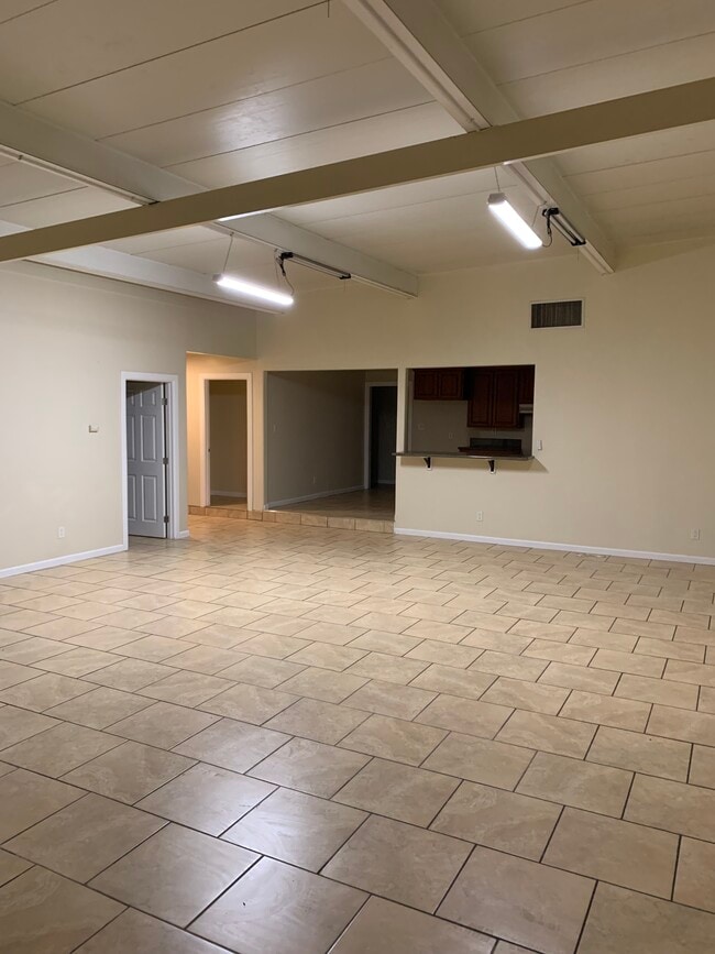 Photo - 329 McCord Ave