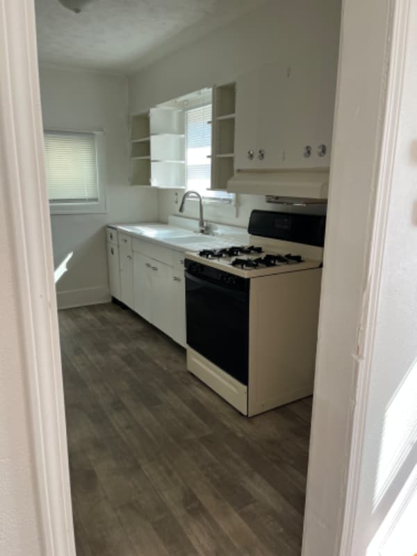 Photo - 520 Somerset Ave